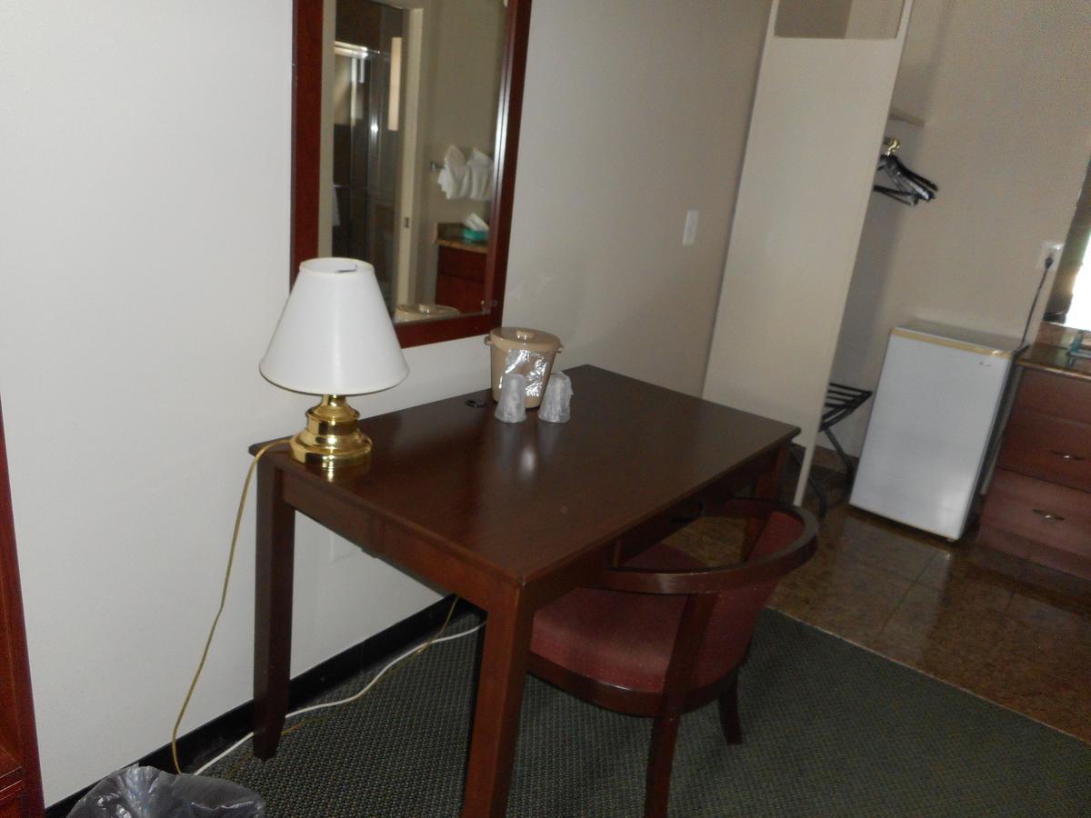 Highlander Motor Inn Arlington Buitenkant foto