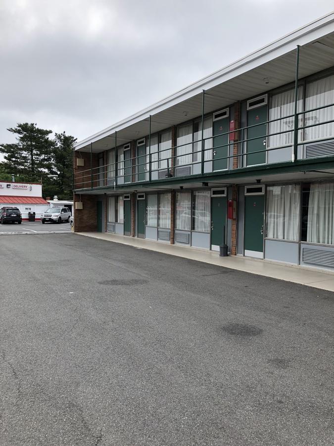 Highlander Motor Inn Arlington Buitenkant foto